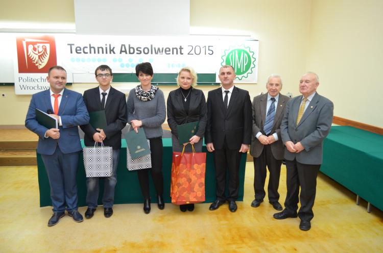 (szerokość: 750 / wysokość: 496)