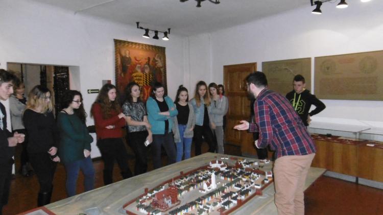 Wizyta w Muzeum Regionalnym w Chojnowie – 22.11.2017c (szerokość: 750 / wysokość: 421)