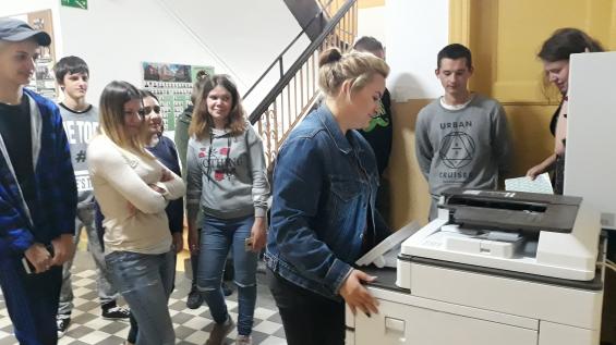 mb1 (szerokość: 565 / wysokość: 317)